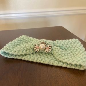 A crocheted headband.